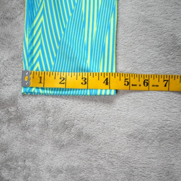 Under Armour Leggings Big Girls Youth LG Neon Yellow Blue HeatGear UPF 30 Yoga - Picture 9 of 10